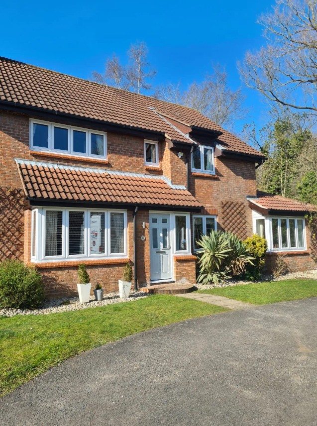 uPVC Window • Hadleigh - Homestyle Windows